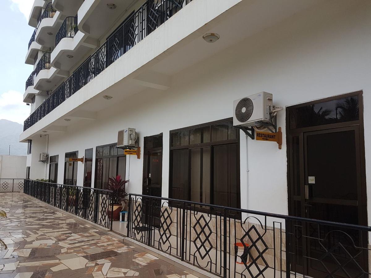 Machare British Hotel Morogoro Экстерьер фото